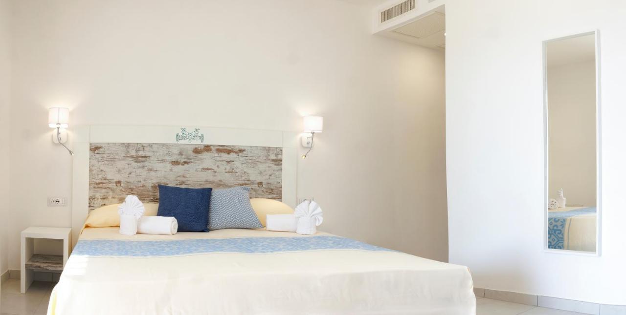 Mercury Beach Hotel SantʼAntìoco Zewnętrze zdjęcie