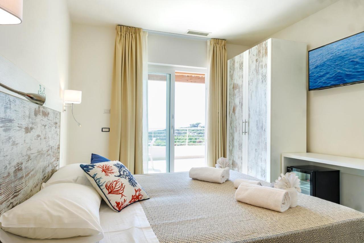 Mercury Beach Hotel SantʼAntìoco Zewnętrze zdjęcie